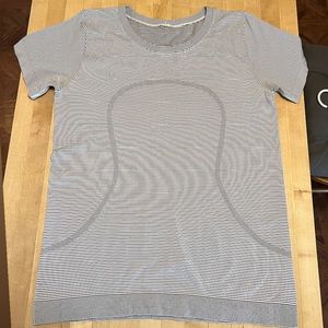 Lululemon Swiftly Tech Short Sleeve